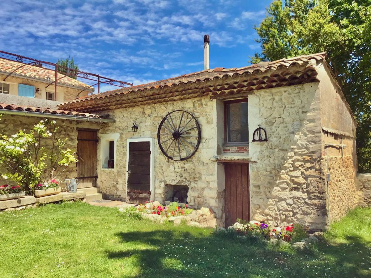 Domaine De La Brave Bed & Breakfast Pernes-les-Fontaines Luaran gambar
