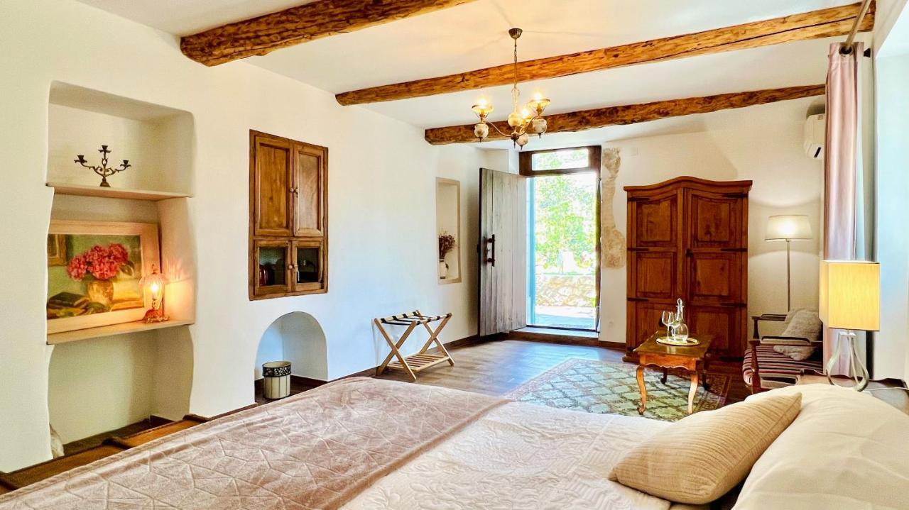 Domaine De La Brave Bed & Breakfast Pernes-les-Fontaines Luaran gambar