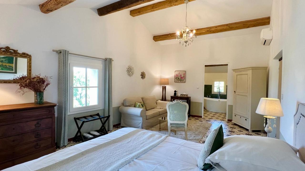 Domaine De La Brave Bed & Breakfast Pernes-les-Fontaines Luaran gambar
