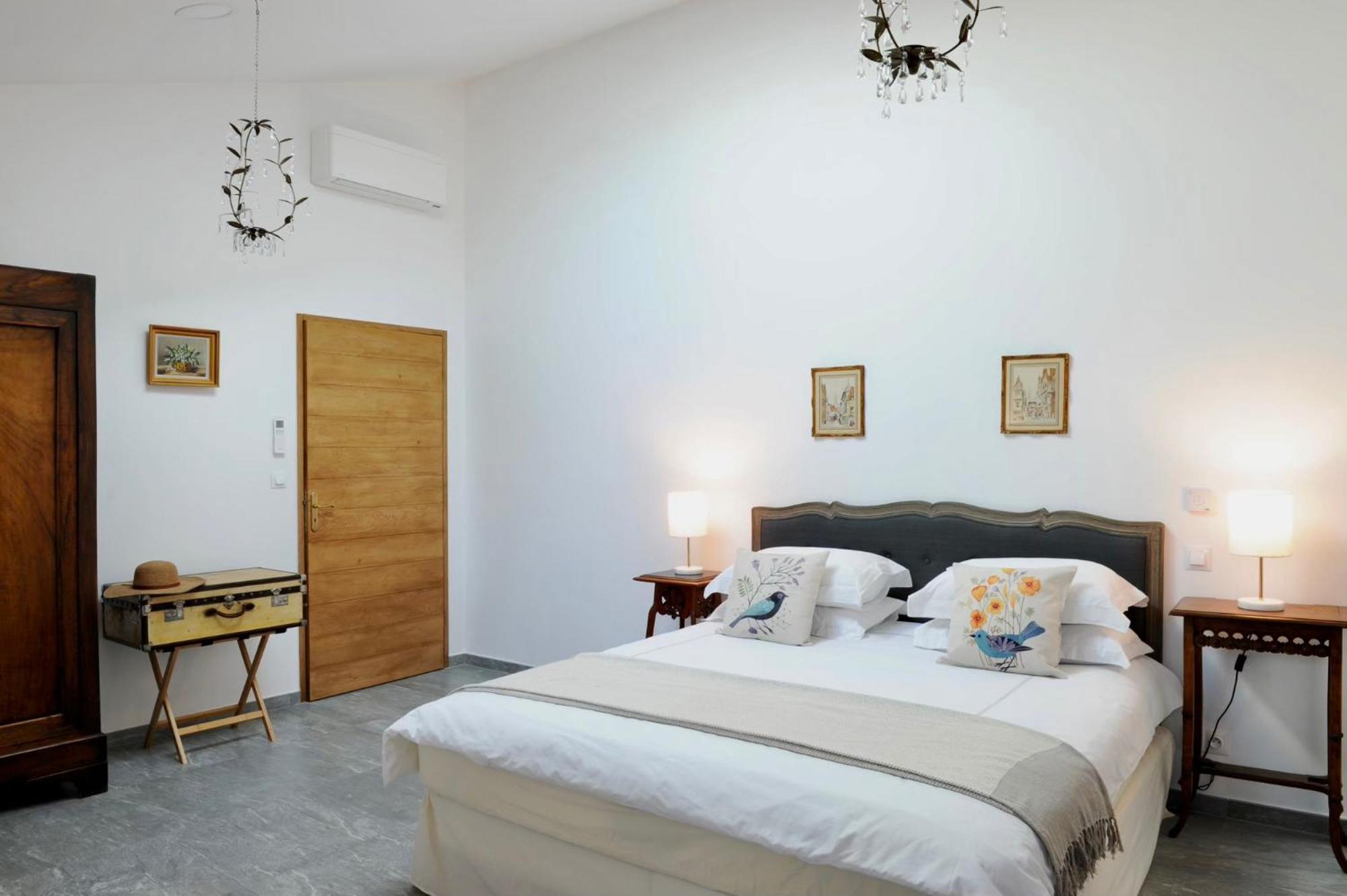 Domaine De La Brave Bed & Breakfast Pernes-les-Fontaines Bilik gambar