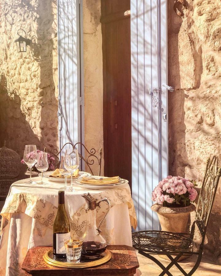 Domaine De La Brave Bed & Breakfast Pernes-les-Fontaines Luaran gambar